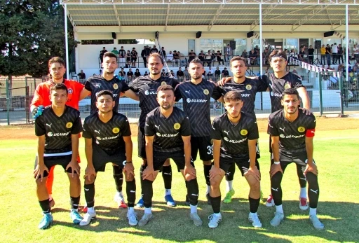 &Ccedil;eşme Belediyespor sahasında puan kaybetti
