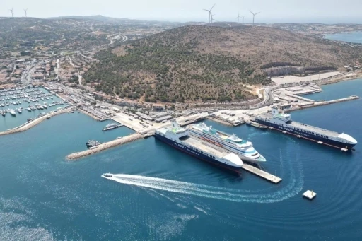 &Ccedil;eşme&rsquo;de kruvaziyer turizminde hedef 35 bin yolcu
