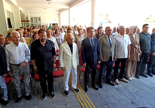 &Ccedil;eşme Devlet Hastanesi&rsquo;nin acil servisi dayanışmayla yenilendi
