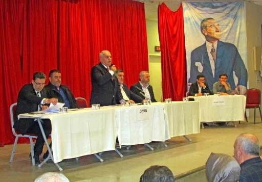 &Ccedil;eşme Şof&ouml;rler ve Otomobilciler Esnaf Odası&rsquo;nda yeni Başkan Ali Koparal
