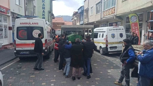 Cezaevinden izinli &ccedil;ıktı, kaldığı evde &ouml;l&uuml; bulundu