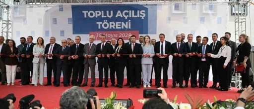 CHP Genel Başkanı Özel, Başkan Günel’in projelerini övdü
