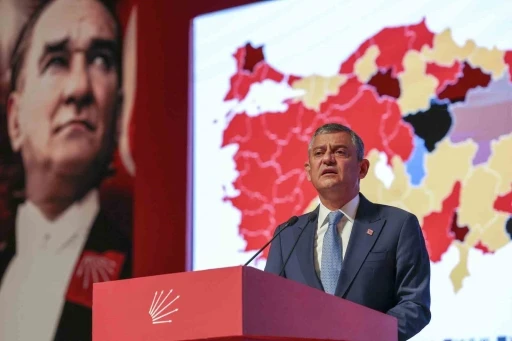 CHP Genel Başkanı Özel, &quot;100 Karası&quot; programına katıldı
