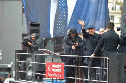 CHP Genel Başkanı &Ouml;zel: "Ben milletimden utandım o g&ouml;r&uuml;nt&uuml;ler adına. Ben &ouml;z&uuml;r diyorum milletimden"
