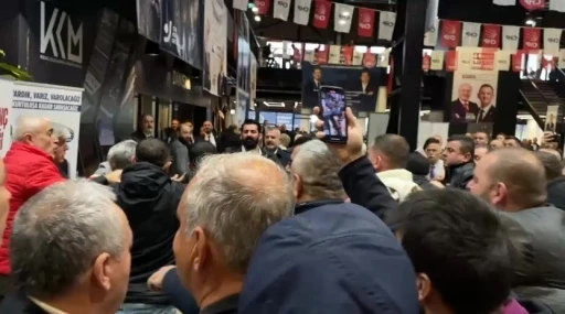 CHP kongresinde basın mensuplarına saldırı

