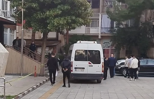 CHP’li Kemalpaşa Belediyesine yönelik &quot;usulsüzlük operasyonu&quot;... Şüpheliler adliyeye sevk edildi
