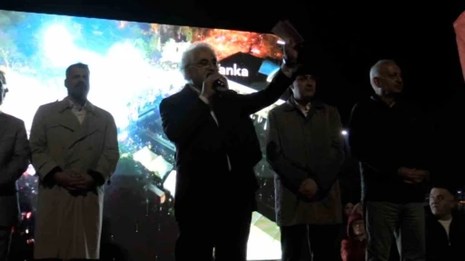 CHP’li Mehmet Tüm Bandırma’da yuhalandı, Selahattin Demirtaş açıklaması gerginliğe neden oldu
