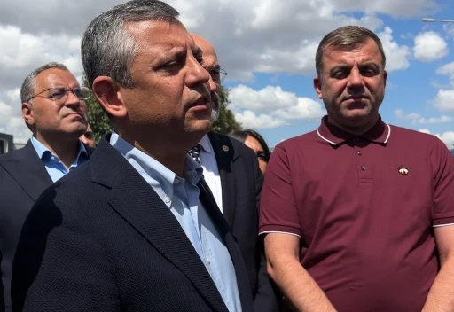 CHP Meclis Grup Başkanı &Ouml;zg&uuml;r &Ouml;zel: "Ekrem başkanın savunma hakkı engellenir durumda"
