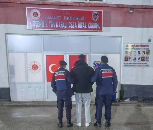 &Ccedil;i&ccedil;ekdağı&rsquo;nda kişisel verileri ele ge&ccedil;iren 3 kişi tutuklandı
