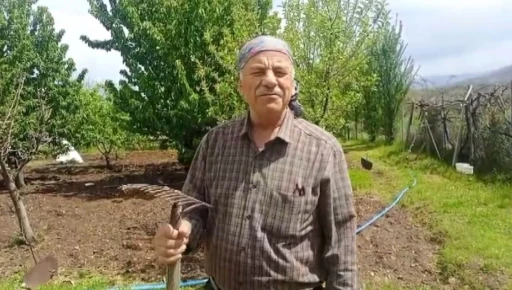 Çiftçinin sansarla  diyaloğu izleyenleri gülümsetti
