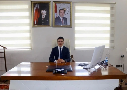 &Ccedil;ıldır Kaymakamı Yunus Emre Sakızcı, g&ouml;reve başladı
