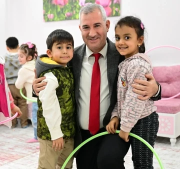 &Ccedil;ınar: &ldquo;Her &ccedil;ocuk bir değer, her &ccedil;ocuk bir altındır&rdquo;
