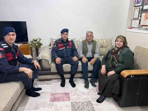 Çine’de jandarma ekipleri şehit ailelerini unutmadı
