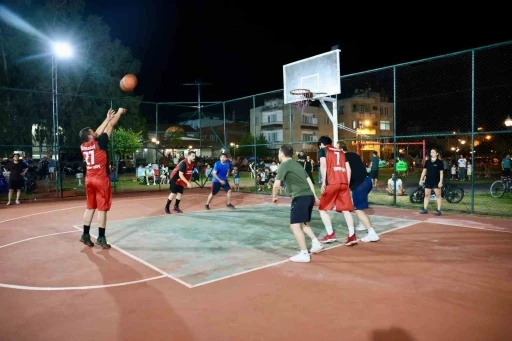 &Ccedil;ine&rsquo;de Sokak Basketbol Turnuvası başladı
