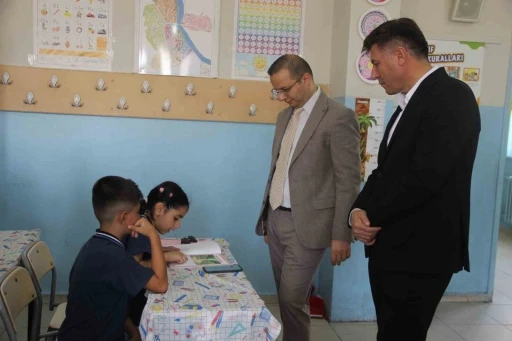 Cizre&rsquo;de 47 bin &ouml;ğrenci karne heyecanı yaşadı
