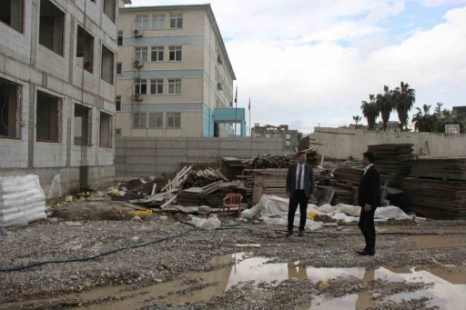 Cizre&rsquo;de okul inşaatlarında inceleme
