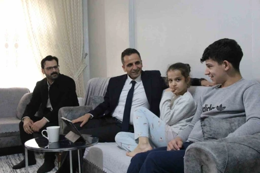 Cizre&rsquo;de &ouml;zel &ouml;ğrencilerin &ouml;ğrenme yolculuğu evlerinde s&uuml;r&uuml;yor
