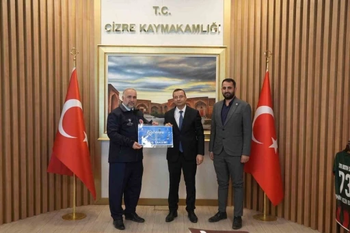 Cizre Kaymakamı Baycar, T&uuml;rkiye Diyanet Vakfı kurban kampanyasına destek verdi
