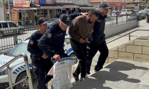 &Ccedil;ocuk istismarı g&ouml;r&uuml;nt&uuml;lerini sattığı iddia edilen ş&uuml;pheli tutuklandı
