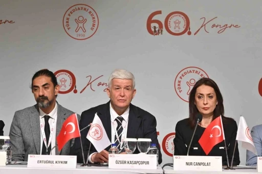 Çocuk sağlığının geleceği masaya yatırıldı
