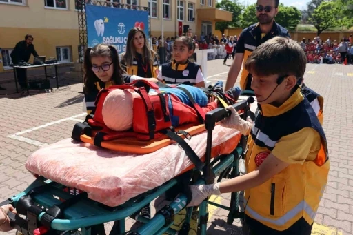 Çocuklar hem öğrendi hem eğlendi
