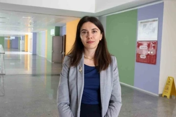 &Ccedil;ocuklar oyunlardaki saldırgan karakterleri taklit ediyor
