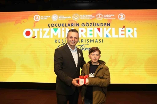 Çocukların gözünden otizmin renkleri
