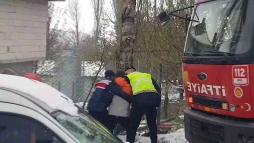 Çocuklarını yangında kaybeden babanın acı feryadı: &quot;Allah aşkına bir şey yapın&quot;
