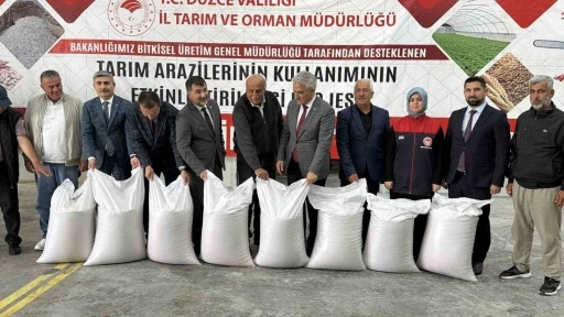 Coğrafi işaretli "Konuralp pirinci" i&ccedil;in 82 &ccedil;ift&ccedil;iye 50 ton tohum desteği
