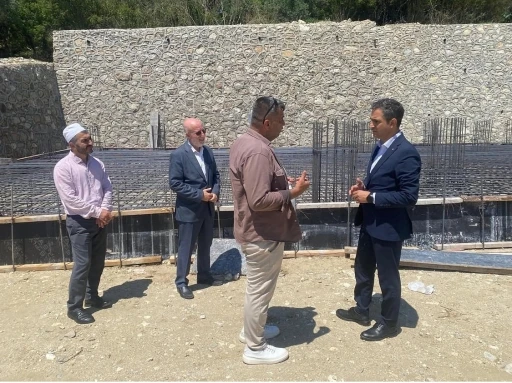 &Ccedil;&ouml;kek Mahallesi&rsquo;nde cami inşaatı devam ediyor
