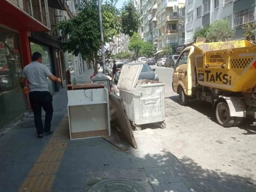 Çöp taksiler hafta sonu da mesaide
