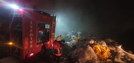 Çöp toplama merkezinde yangın
