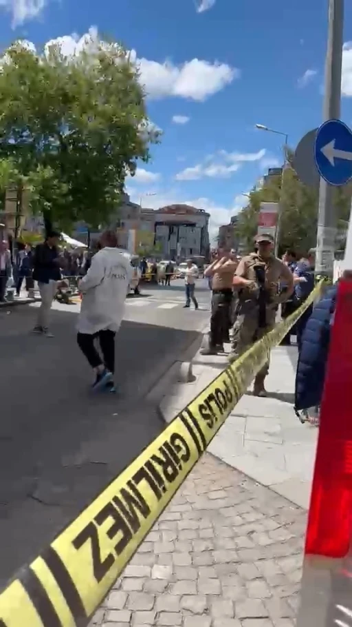 &Ccedil;orlu&rsquo;da silahlı kavga ihbarına giden 2 polis yaralandı
