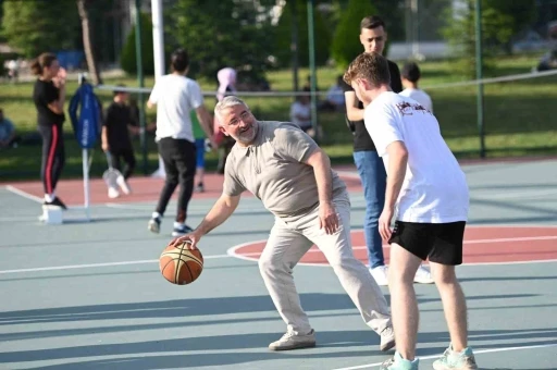 &Ccedil;orum Belediyesi&rsquo;nden gen&ccedil;lere spor dolu organizasyon
