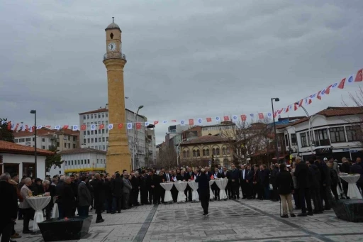 &Ccedil;orum&rsquo;da bayramlaşma t&ouml;renine yoğun katılım
