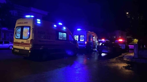 &Ccedil;orum&rsquo;da bı&ccedil;aklı kavga: 2 yaralı
