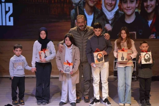 &Ccedil;orum&rsquo;da &ccedil;ocuklar sevap i&ccedil;in yarıştı
