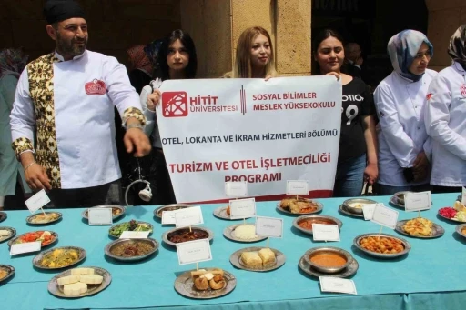 &Ccedil;orum&rsquo;da gastronomi ş&ouml;leni başladı: Binlerce yıllık mutfak k&uuml;lt&uuml;r&uuml; d&uuml;nyaya tanıtılıyor
