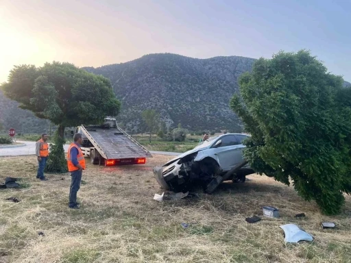 Çorum’da iki otomobil çarpıştı: 2 yaralı
