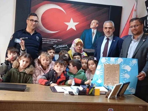 Çorum’da miniklerden polis haftası ziyareti
