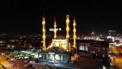 &Ccedil;orum&rsquo;da teravih namazları 9 camide hatimle kılınacak
