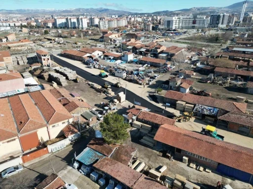 &Ccedil;orum&rsquo;da trafiği rahatlatacak yeni bir bağlantı yolu daha a&ccedil;ıldı
