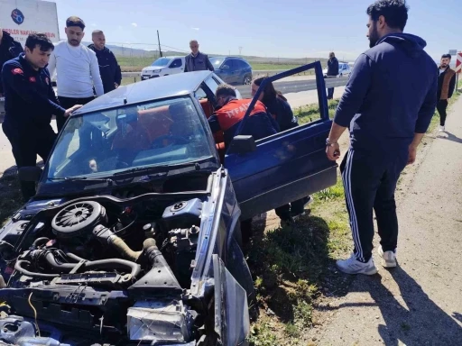 &Ccedil;orum&rsquo;da trafik kazası: 1 yaralı
