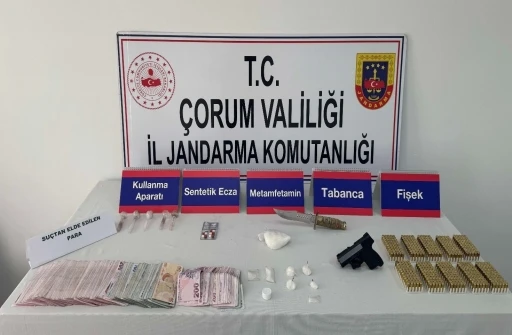 &Ccedil;orum&rsquo;da uyuşturucu operasyonu
