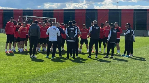 &Ccedil;orum FK play-off ma&ccedil;ı hazırlığını tamamladı
