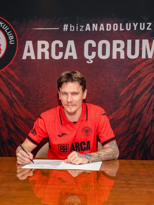 &Ccedil;orum FK, Serdar Saat&ccedil;ı&rsquo;yı renklerine bağladı

