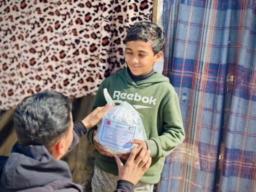 &Ccedil;orumlu şof&ouml;rlerden Gazze&rsquo;ye anlamlı destek
