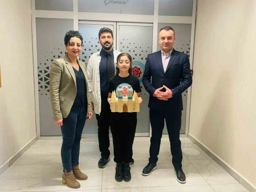 C&Uuml; Vakfı Okulları &ouml;ğrencisi, Sıfır Atık projesiyle takdir topladı

