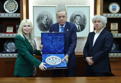 Cumhurbaşkanı Erdoğan, Akdeniz Üniversitesi’ni ziyaret etti
