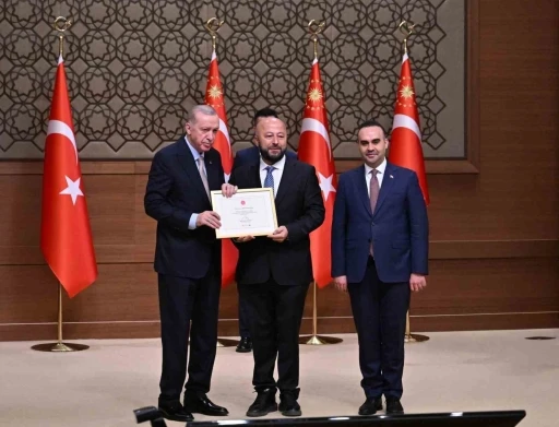 Cumhurbaşkanı Erdoğan’dan CW Solar Cell’e ödül
